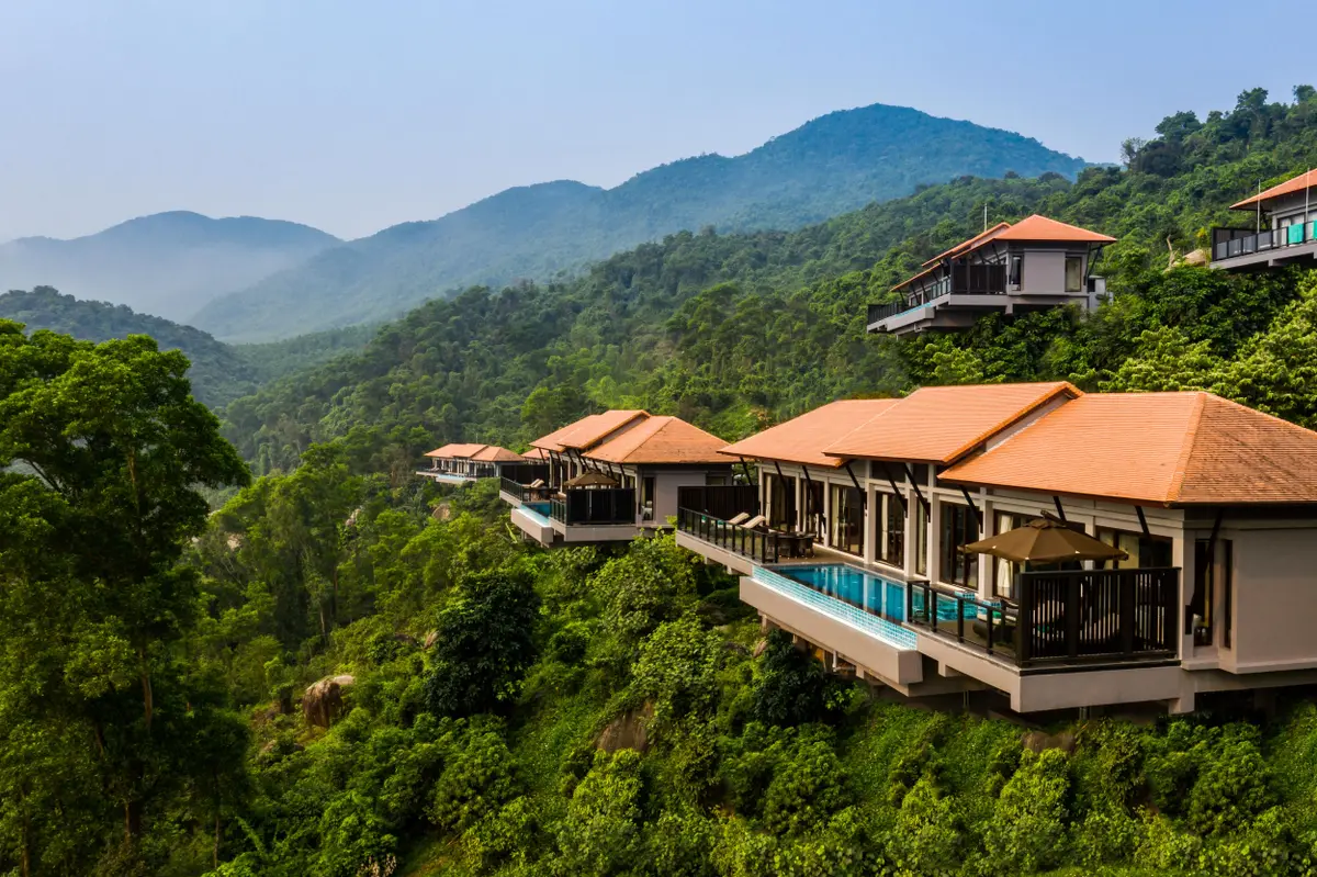 BANYAN TREE LĂNG CÔ RESORT